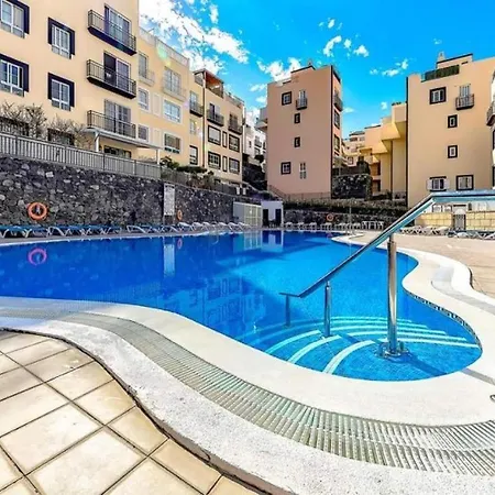 Chilly - Sunny Rooftop Terrace With Ocean View Apartment *